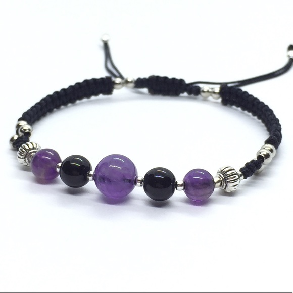 Amethyst & Onyx Bracelet - Picture 2 of 7